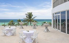 Doubletree By Hilton Ocean Point Resort - North Miami Beach
